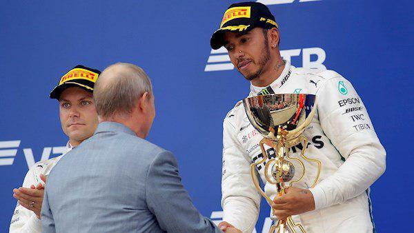 កីឡាករ Lewis Hamilton ឈ្នះការប្រណាំង នៅរុស្ស៊ីខណៈសល់៥ទីលាននឹងបញ្ចប់រដូវកាល