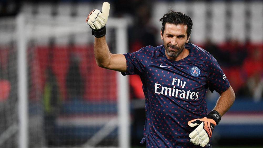 អ្នកចាំទីល្បីឈ្មោះ Gianluigi Buffon សោកស្តាយដែលមិនបានលេងជាមួយ Cristiano Ronaldo