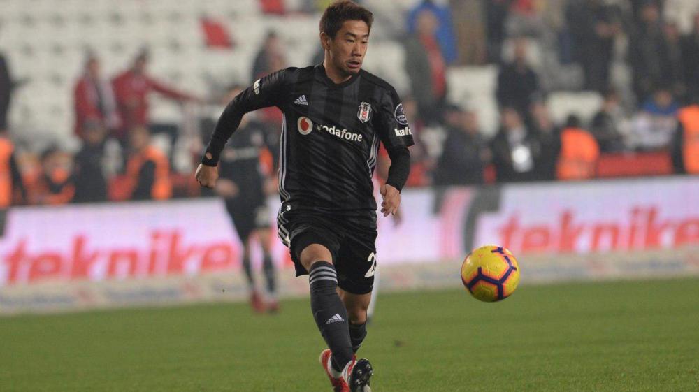 Kagawa ចូលលេងប្រកួតដំបូងឲ្យ Besiktas ស៊ុតចូល២គ្រាប់ម្នាក់ឯង