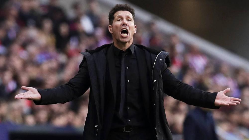 លោក Simeone និង Allegri ត្រូវ UEFA ចោទប្រកាន់ដូចគ្នា