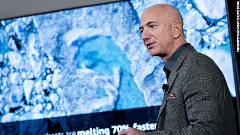 Jeff Bezos ផ្តល់ជំនួយជិត 800 លានដុល្លារសម្រាប់កិច្ចការងារជួយបរិស្ថាន