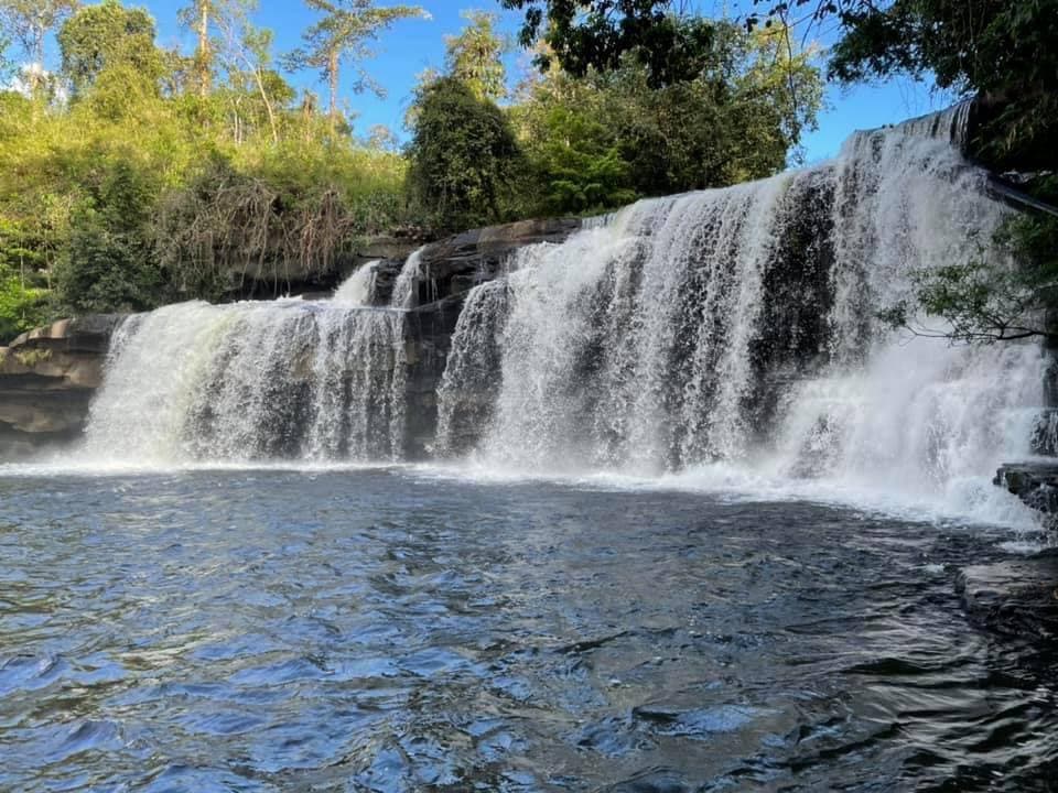 ទេសភាពជួរភ្នំ ស្រុកថ្មបាំង