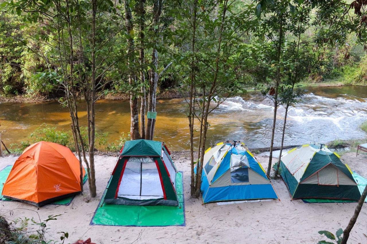 បោះតង់នៅភ្នំគូលែន 🏕