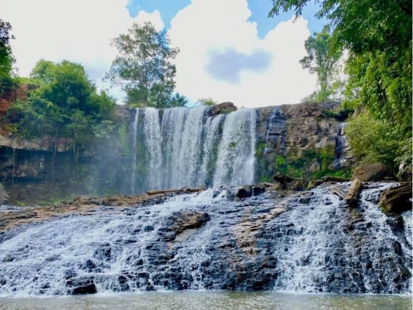 ទេសភាពដ៏ល្អអស្ចារ្យ រមណីយដ្ឋាន ឧទ្យានធម្មជាតិ ប៊ូស្រា