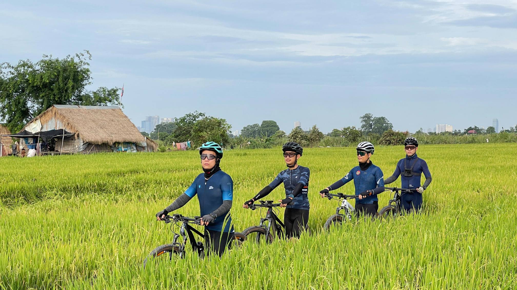 រីករាយ ថ្ងៃឈប់សម្រាក🌷💐🚴🏼‍♀️