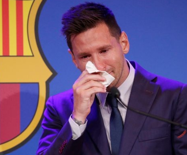 Messi ទឹកភ្នែក ពេលបញ្ជាក់ផ្លូវការពីការចាកចេញពី Barcelona