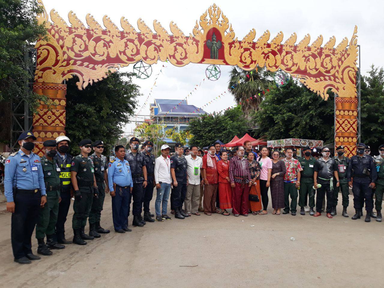 នៅបន្ទាយមានជ័យ ថែមការកំសាន្ត ១ថ្ងៃ ១យប់ទៀត ទោះជាសង្ក្រាន្តបុណ្យចូលឆ្នាំខាលនេះបានបញ្ចប់