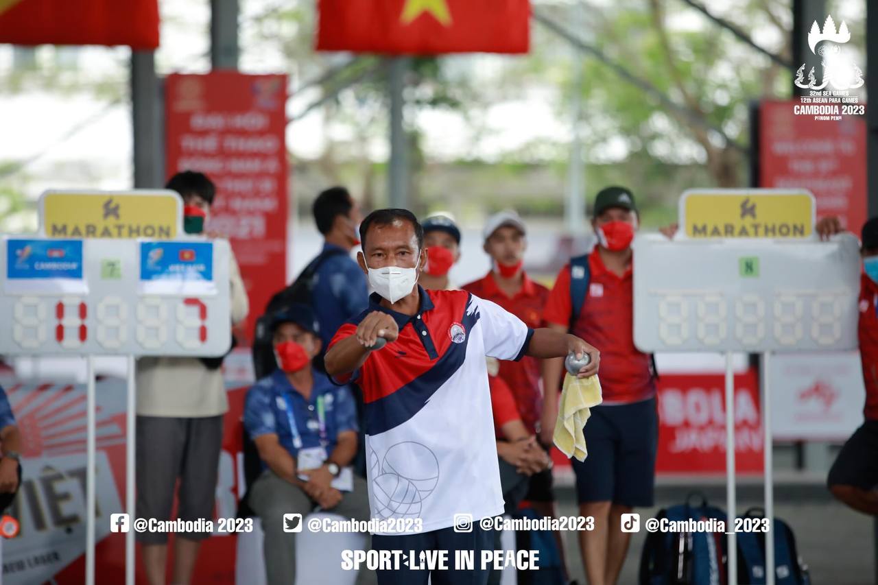 កីឡាករ  យឹម សុភ័ណ្ឌ និងកីឡាករ ថោង ឈឿន  ឈ្នះម្ចាស់ផ្ទះវៀតណាម ១៣-៧ វគ្គជម្រុះជុំទី១