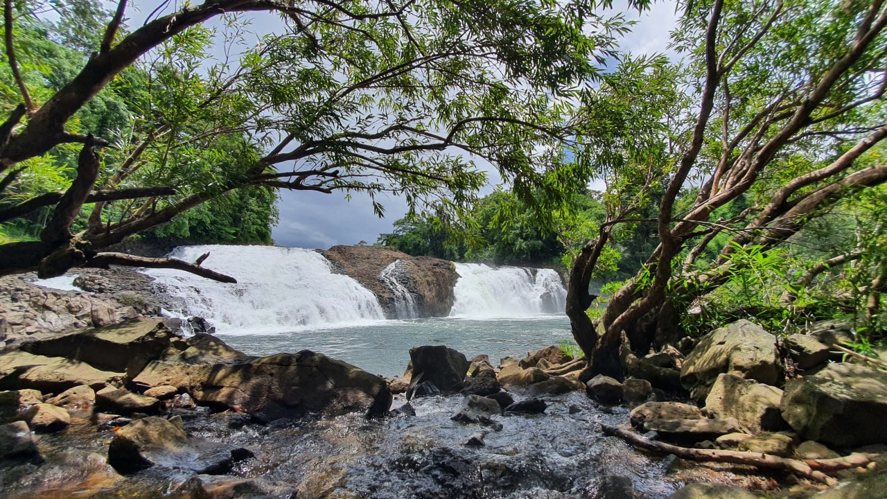 ទឹកធ្លាក់អូរម្លូ តំបន់ទេសចរណ៍ធម្មជាតិល្បីល្បាញមួយនៅខេត្តកោះកុង