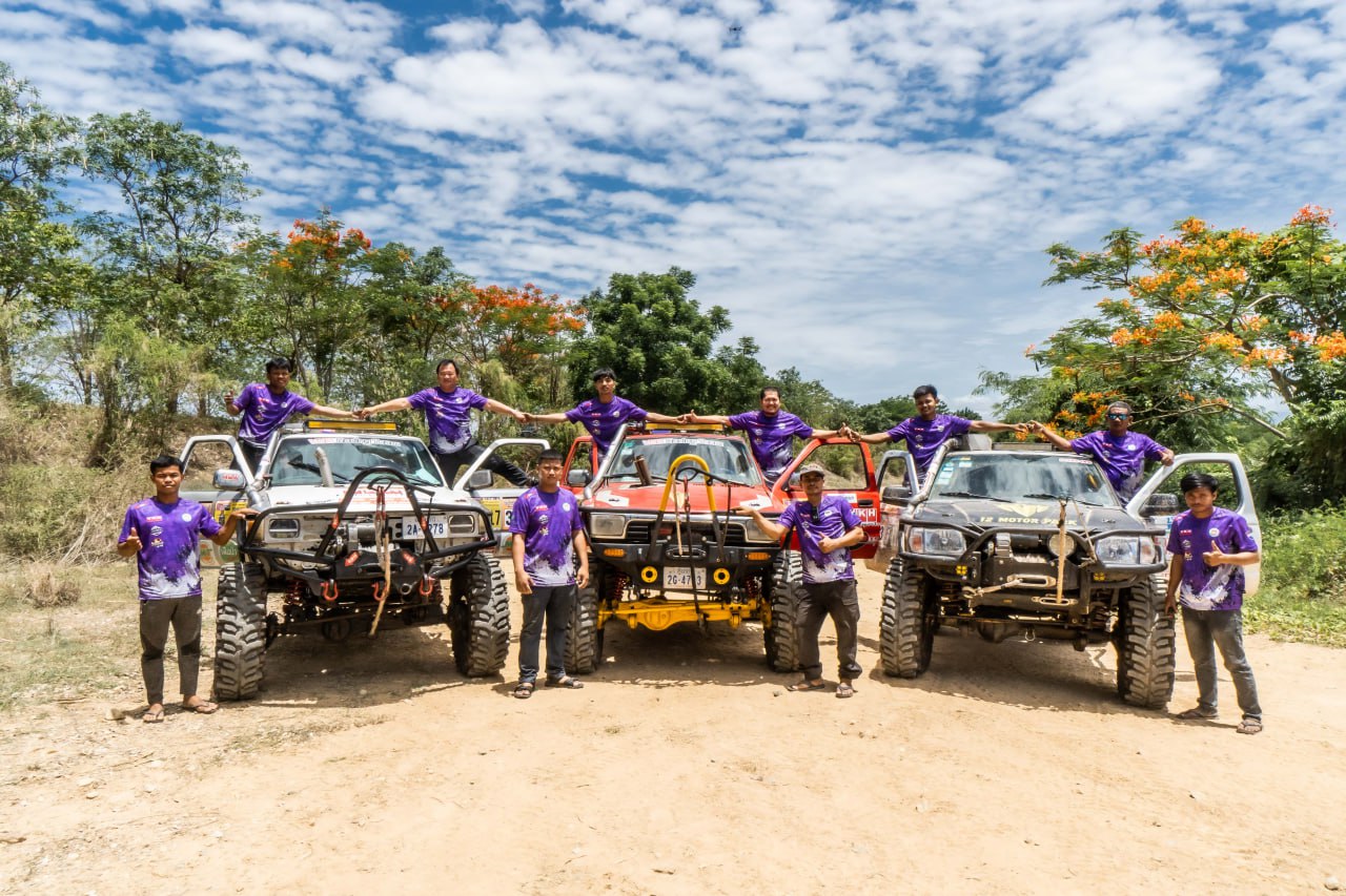 គណកម្មការបច្ចេកទេស បានត្រួតពិនិត្យរថយន្ត OFF ROAD មុនចាប់ផ្តើមប្រកួត 3 SS នៅថ្ងៃស្អែក