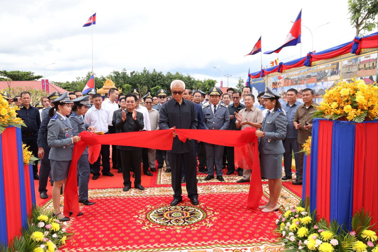 រដ្ឋមន្ត្រីក្រសួងសេដ្ឋកិច្ច ណែនាំដល់អង្គភាពសាខាគយ និង ការិយាល័យគយនៅតាមច្រកទ្វារ ត្រូវពង្រឹងការគ្រប់គ្រង និងអនុវត្តន៍ការកៀរគរចំណូលឲ្យមានប្រសិទ្ធភាព