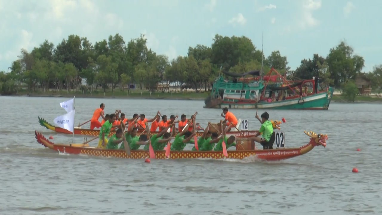 ពិធីប្រណាំងទូកជើងឯកថ្នាក់ជាតិឆ្នាំ២០២៣ និង ពានរង្វាន់សម្ដេចក្រឡាហោម លើកទី១០ នឹងធ្វើឡើង នៅចុងខែធ្នូនេះ