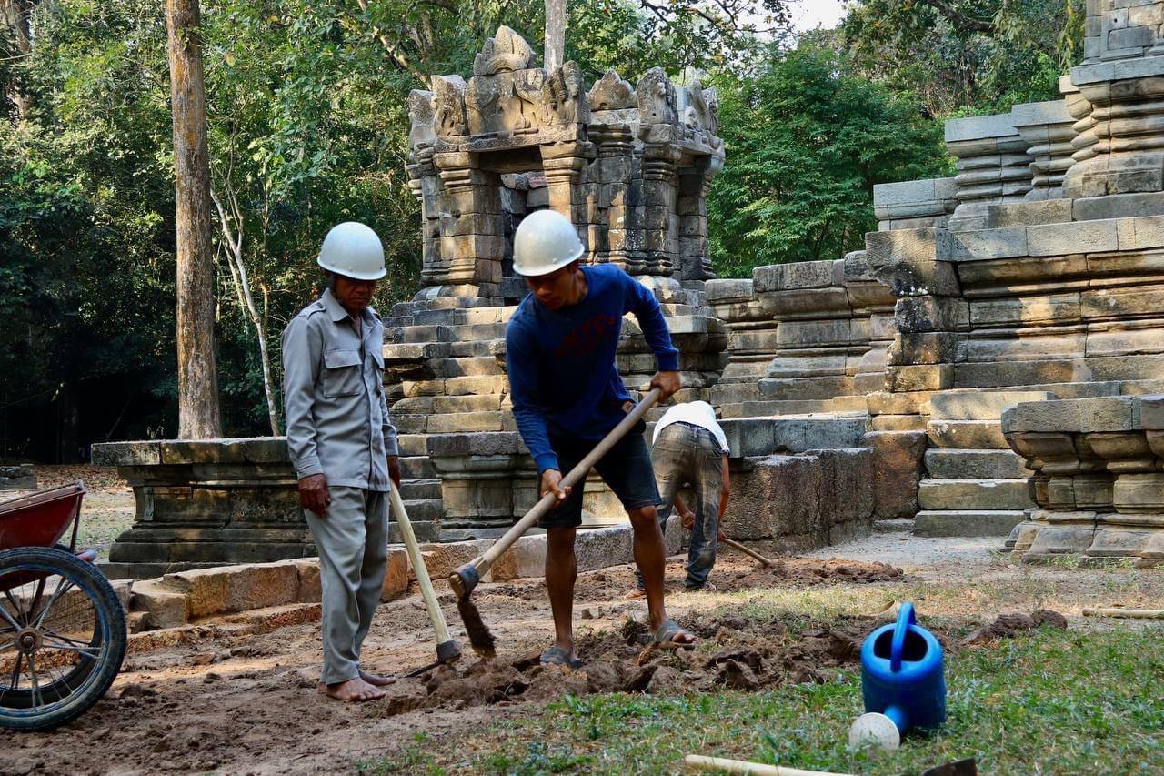 ខឿនឧបោសថាគារប្រាសាទតុបខាងលិច កំពុងទទួលបានការជួសជុល