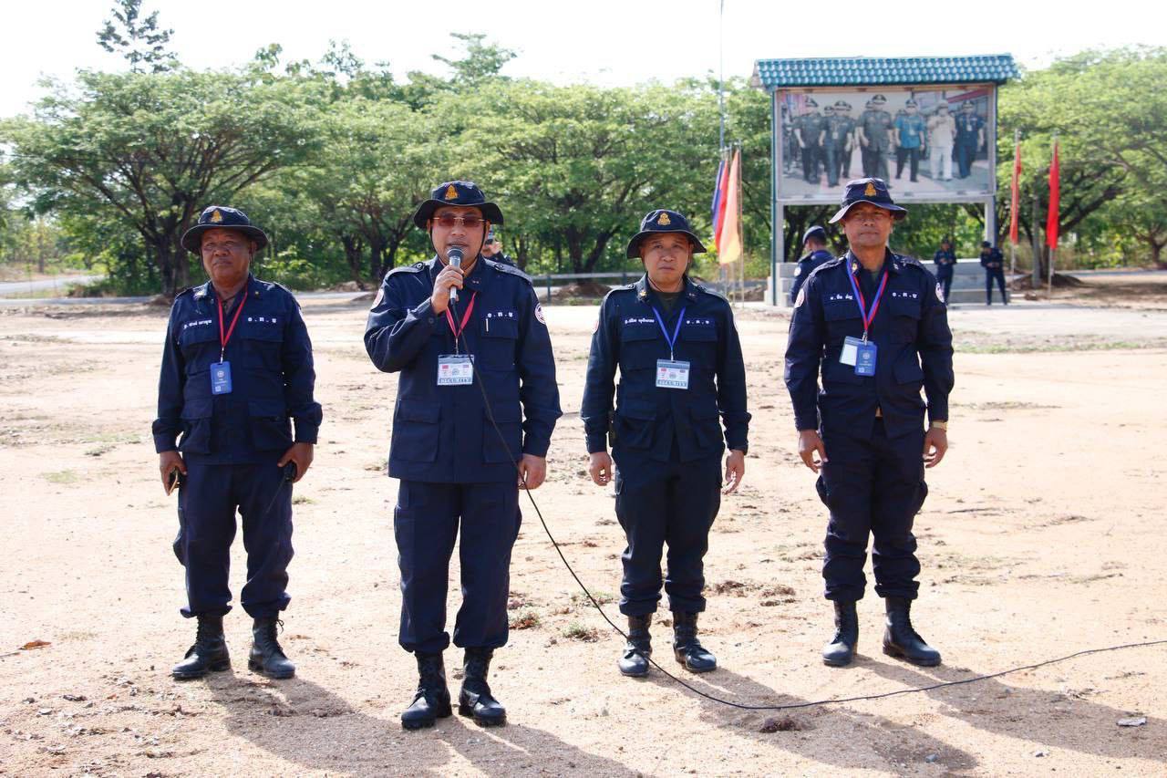 ឧត្តមសេនីយ៍ទោ ស សំបូរធន អញ្ជើញត្រួតពិនិត្យកម្លាំងត្រៀមអន្តរាគមន៍ការពារសន្តិសុខការបោះឆ្នោត