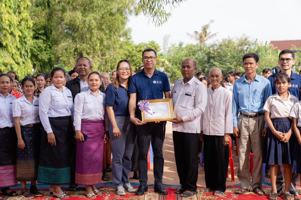 រយៈពេល ២៥ឆ្នាំ សិស្សក្រីក្រប្រមាណ ៣០ម៉ឺននាក់ ទទួលផលពីកម្មវិធីផ្តល់អាហារតាមសាលារៀន