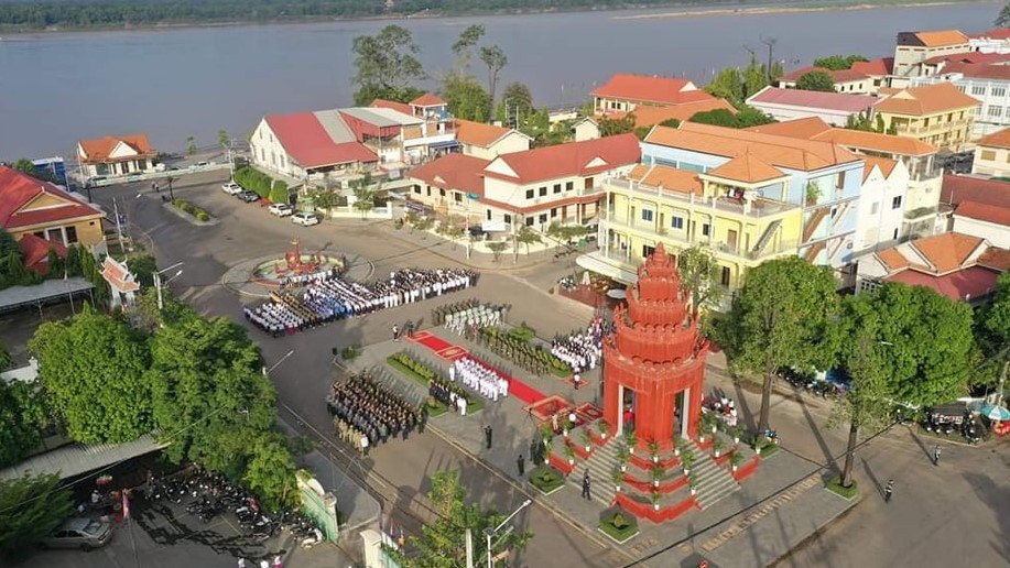 រដ្ឋបាលខេត្តក្រចេះ ប្រកាសបិទបញ្ចប់សំណុំរឿង ចូលទន្ទ្រានកាន់កាប់ដោយខុសច្បាប់ លើទីតាំងដីក្រុមហ៊ុនពីរដែលទទួលសិទ្ធិ វិនិយោគ ក្នុងស្រុកសំបូរ និងស្រុកអូរគ្រៀងសែនជ័យ